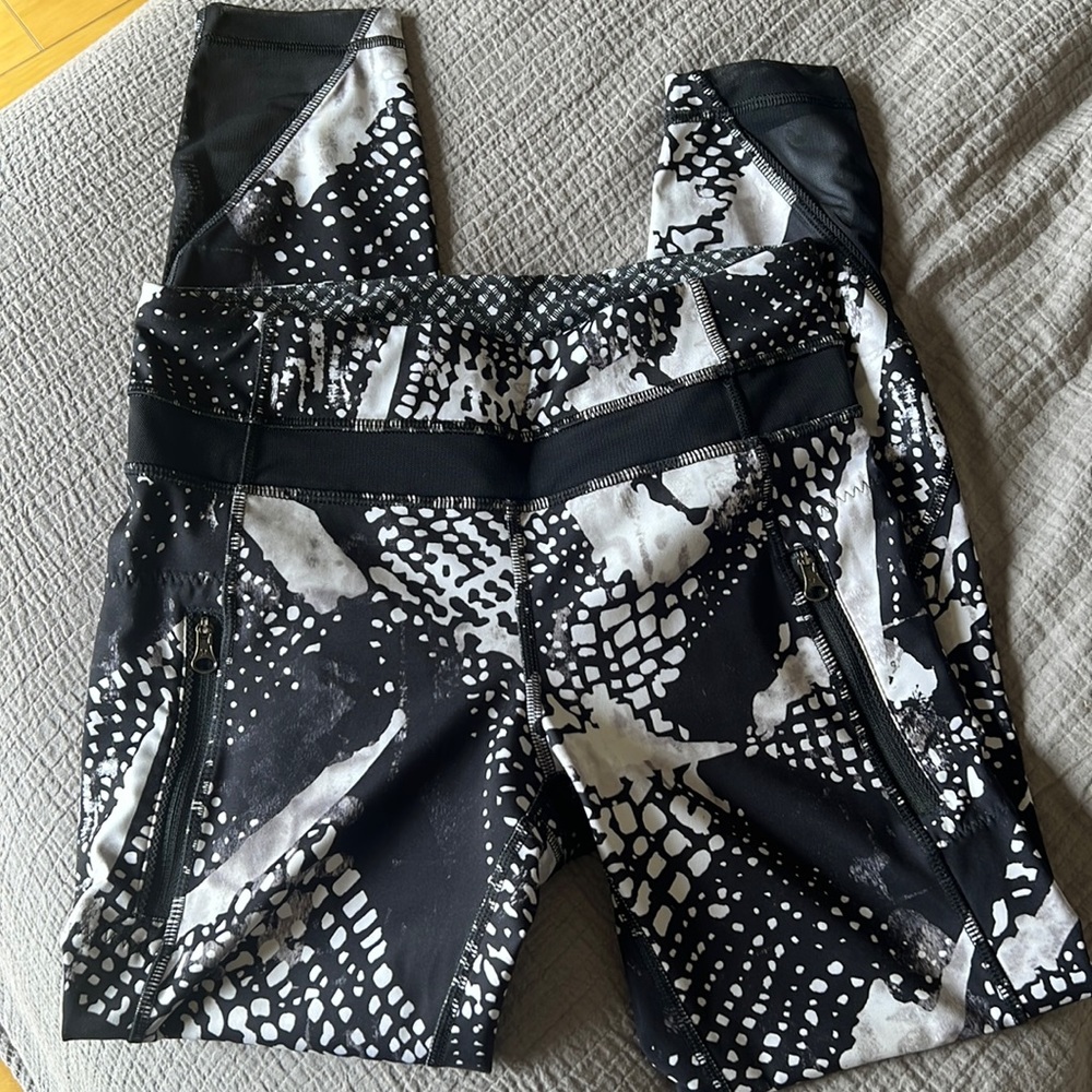 LULULEMON the dye leggings